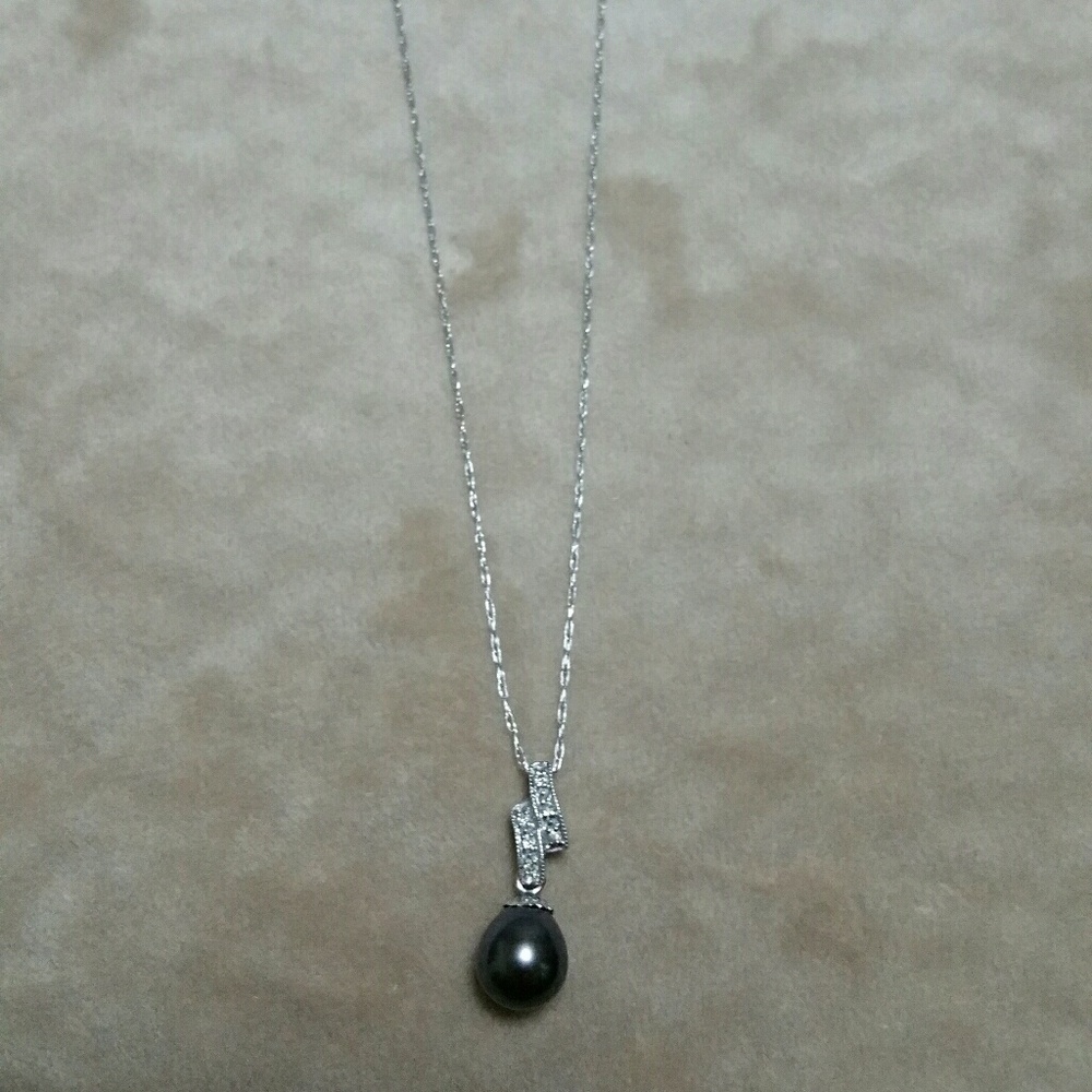 Necklace - Picture 3 of 6